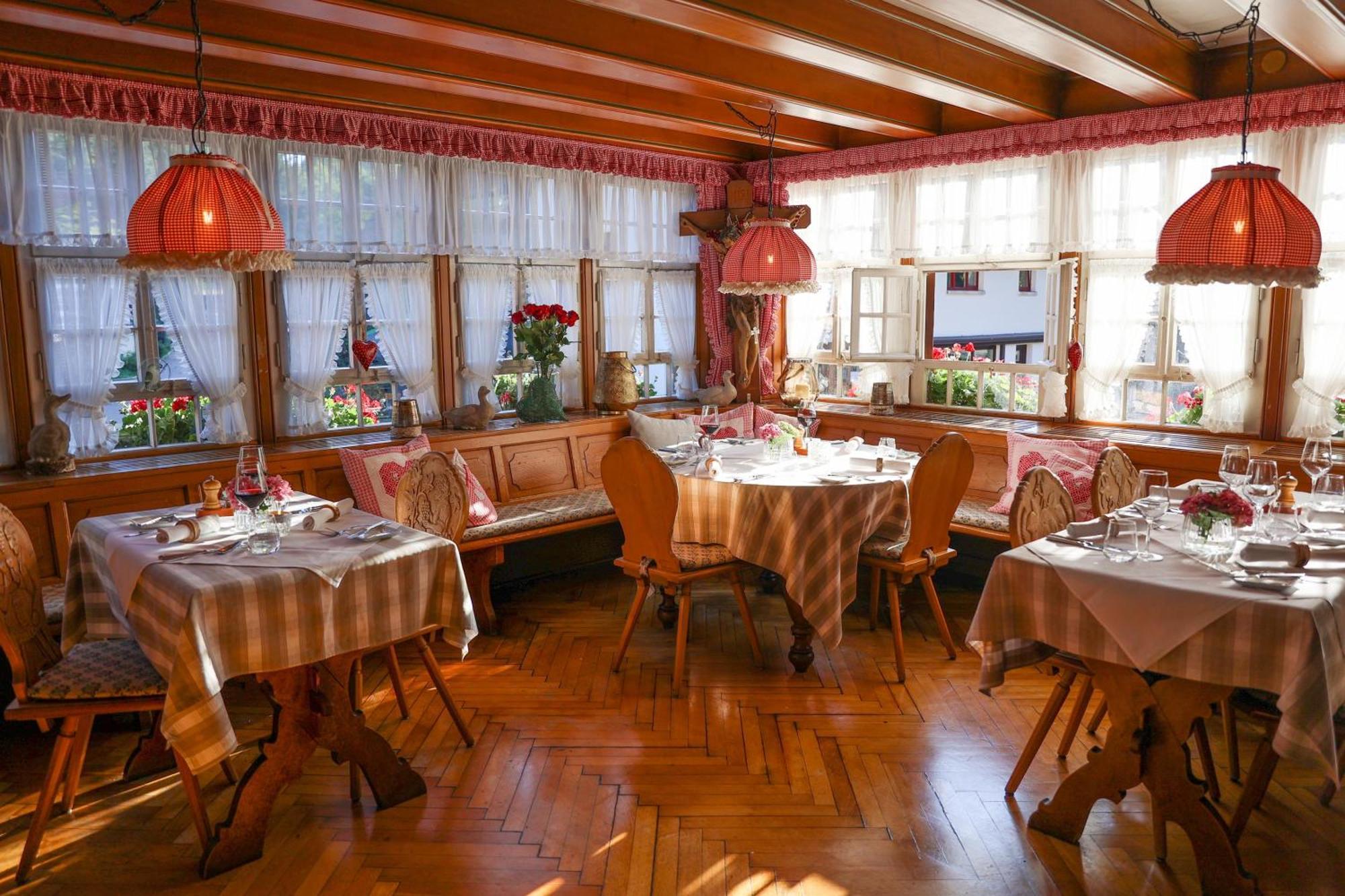 Hotel-Gasthaus Goldener Engel Глоттерталь Экстерьер фото
